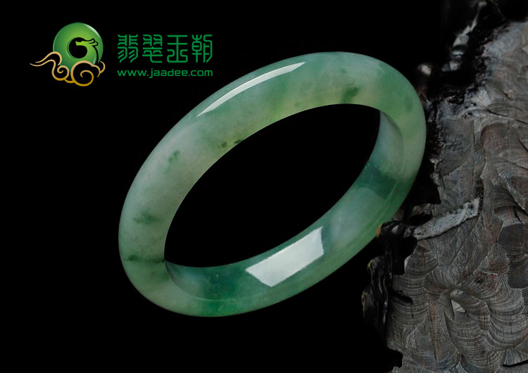 冰种绿晴水缅甸翡翠手镯（49.7mm）