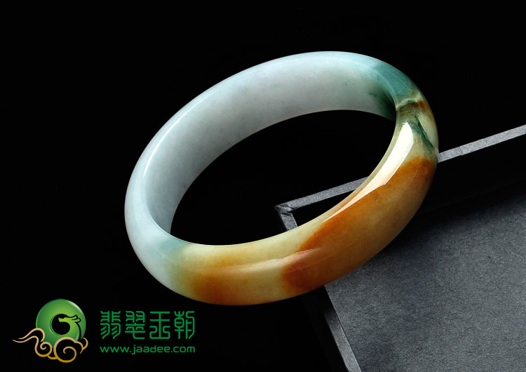 糯冰种三彩缅甸翡翠手镯（61.5mm）