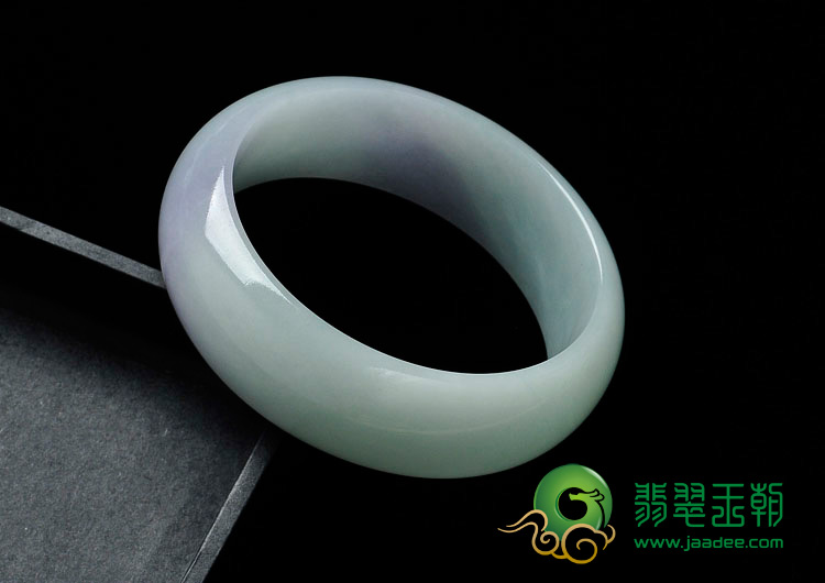 糯冰种春带彩缅甸翡翠手镯（55.3mm）