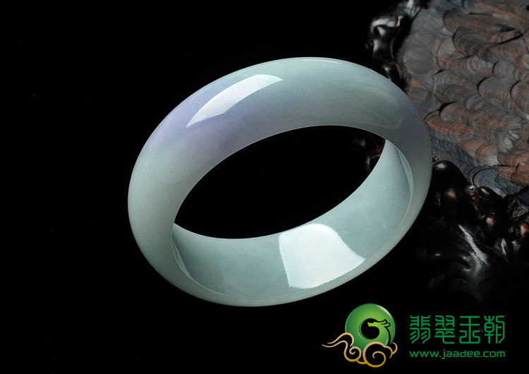 糯冰种春带彩缅甸翡翠手镯（55.3mm）