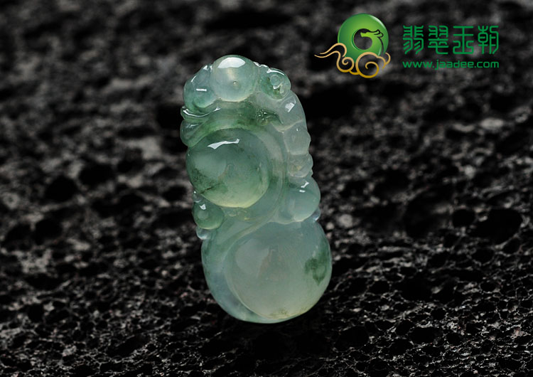 冰种飘花缅甸翡翠福禄寿挂件