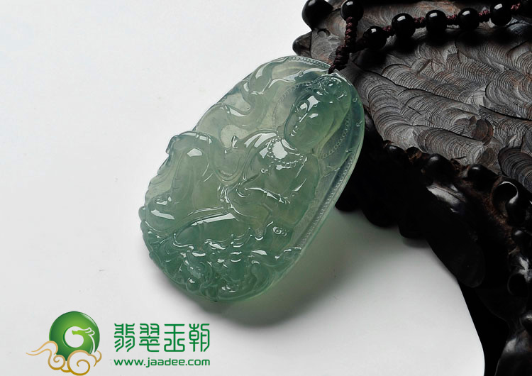 冰种晴水缅甸翡翠龙头观音挂件