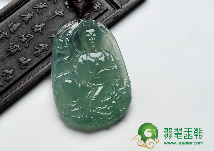 冰种晴水缅甸翡翠龙头观音挂件