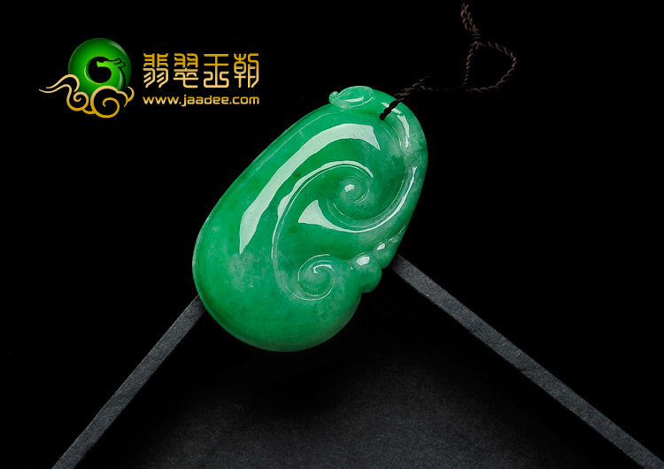 糯冰种阳绿满绿缅甸翡翠如意挂件