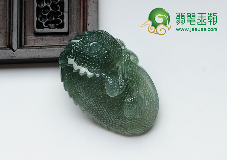 feicui冰种晴水缅甸翡翠“今非昔比”挂件