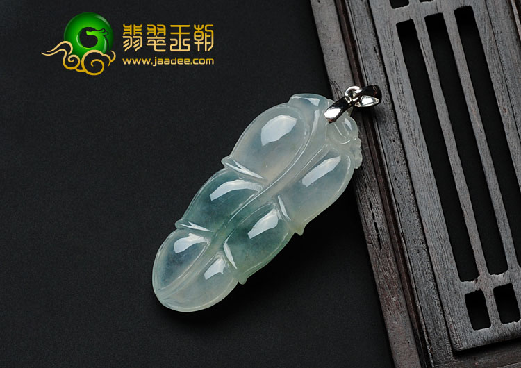冰种飘花缅甸翡翠叶子挂件
