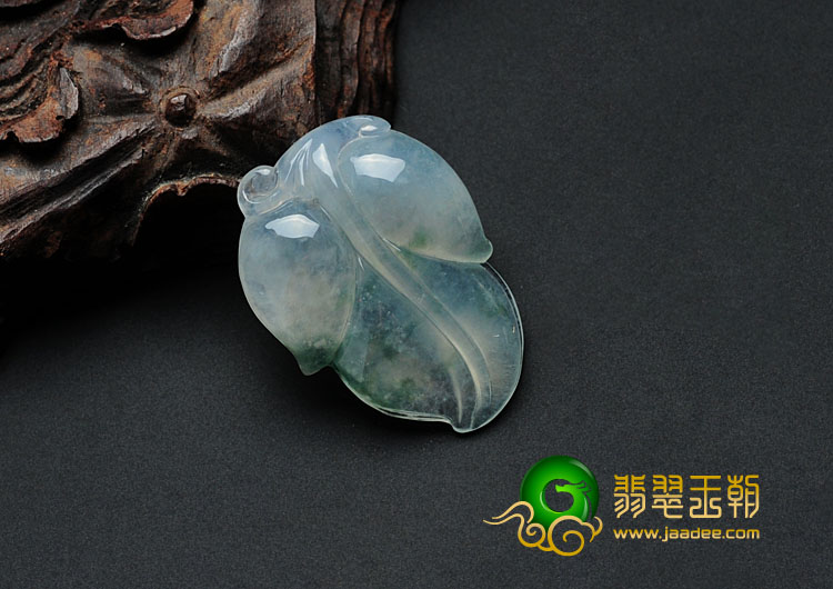 冰种飘花缅甸翡翠叶子挂件