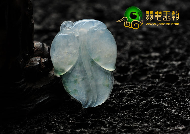 冰种飘花缅甸翡翠叶子挂件