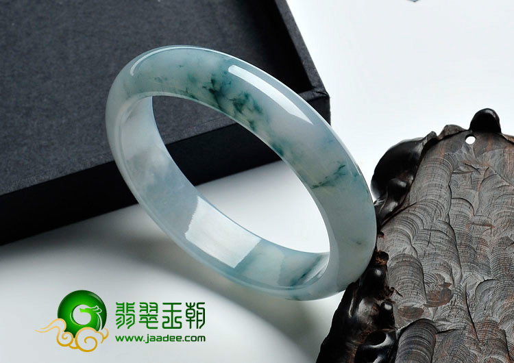 冰种飘花缅甸翡翠手镯（55.3mm）
