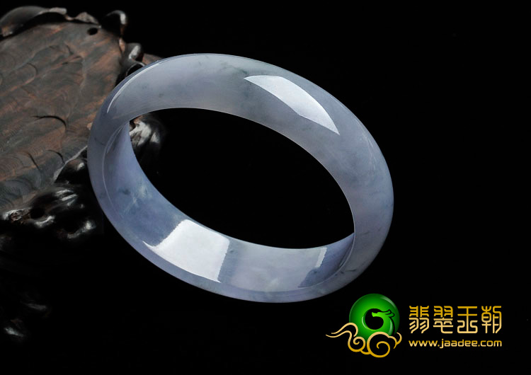 冰种紫罗兰飘花缅甸翡翠贵妃镯（53.2mm-46.9mm）