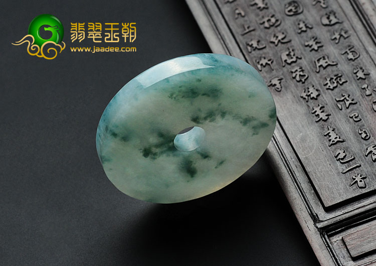 糯冰种飘花缅甸翡翠平安扣挂件