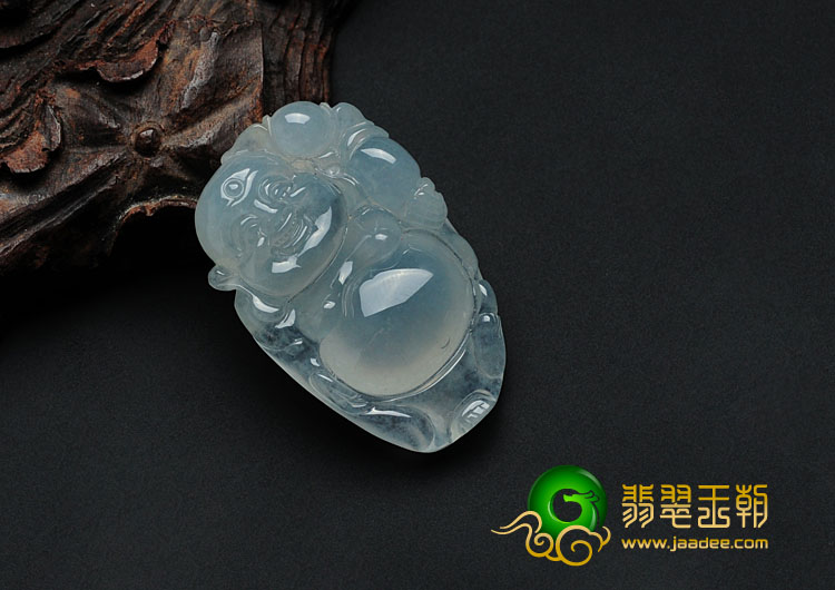 冰种缅甸翡翠逍遥佛挂件