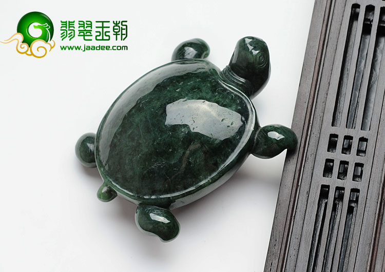 细糯种油青缅甸翡翠长寿龟摆件