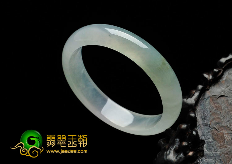 冰种晴水淡紫罗兰缅甸翡翠手镯（56.6mm）