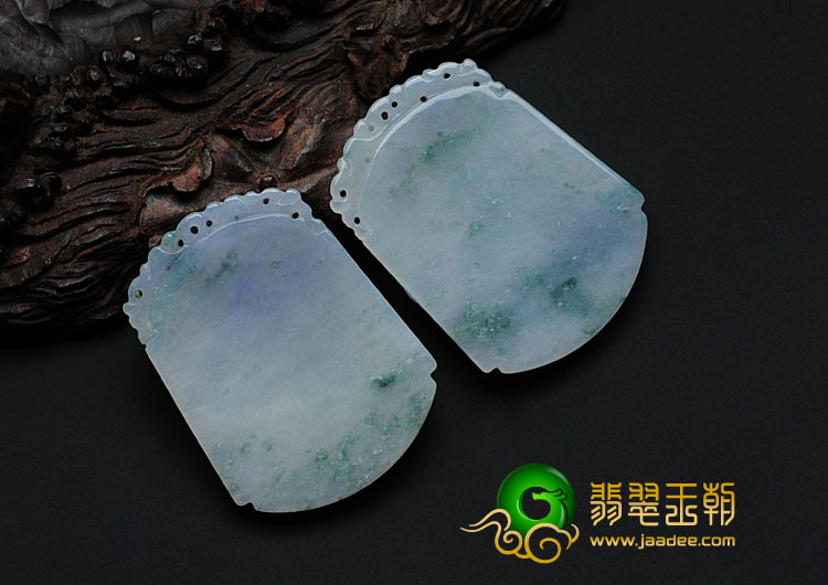 冰种飘花缅甸翡翠龙凤对佩挂件