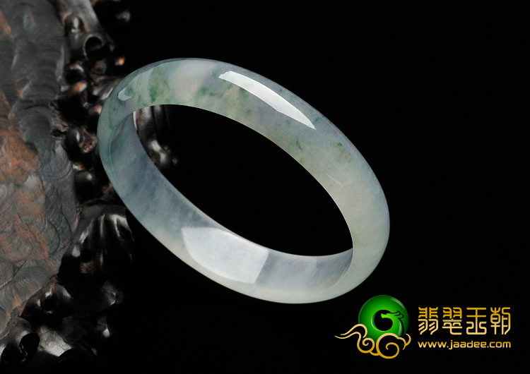 冰种淡紫罗兰飘花缅甸翡翠贵妃镯（54.5mm-48mm）