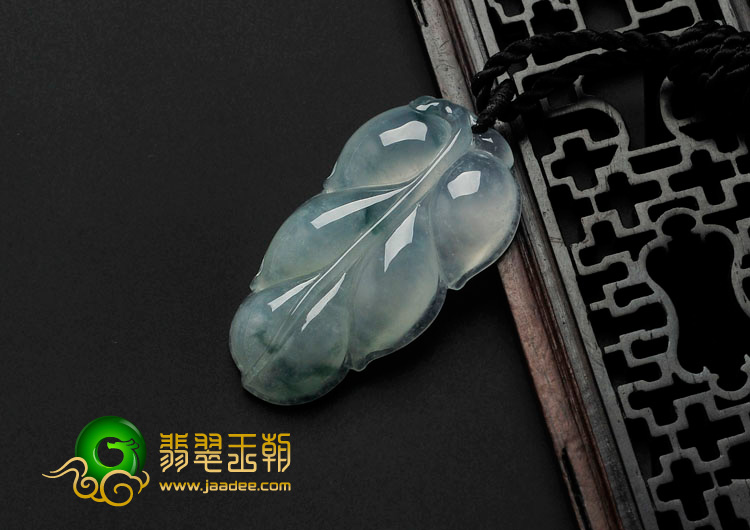 冰种飘花缅甸翡翠叶子挂件