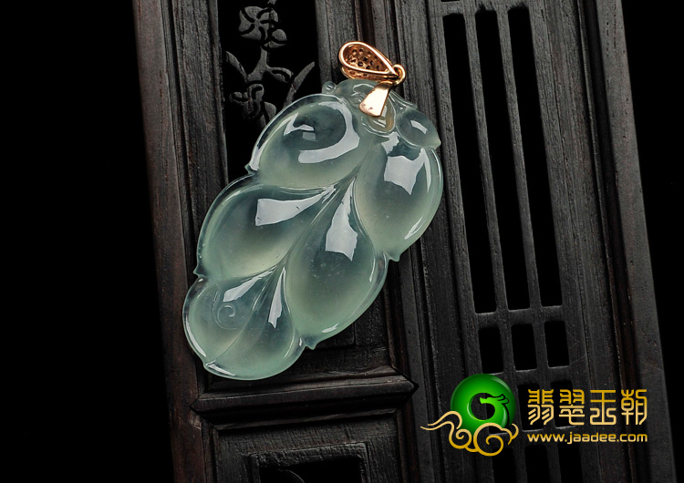 冰种晴水缅甸翡翠叶子挂件