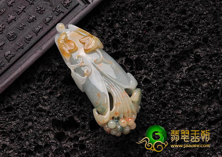 糯冰种黄翡飘花缅甸翡翠玉兰花挂件