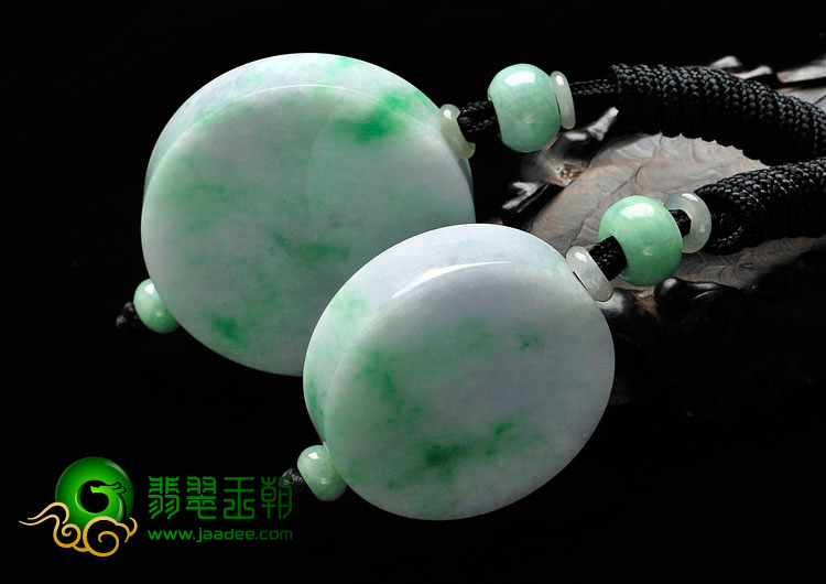 细糯种春带彩缅甸翡翠平安扣挂件（一对）