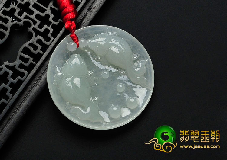 冰种淡晴水缅甸翡翠相濡以沫挂件