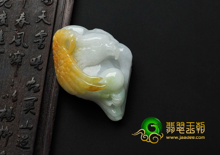 糯冰种黄翡缅甸翡翠老鹰挂件