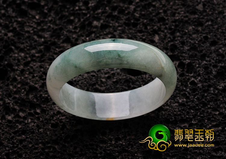 糯冰种飘花缅甸翡翠手镯（58mm）