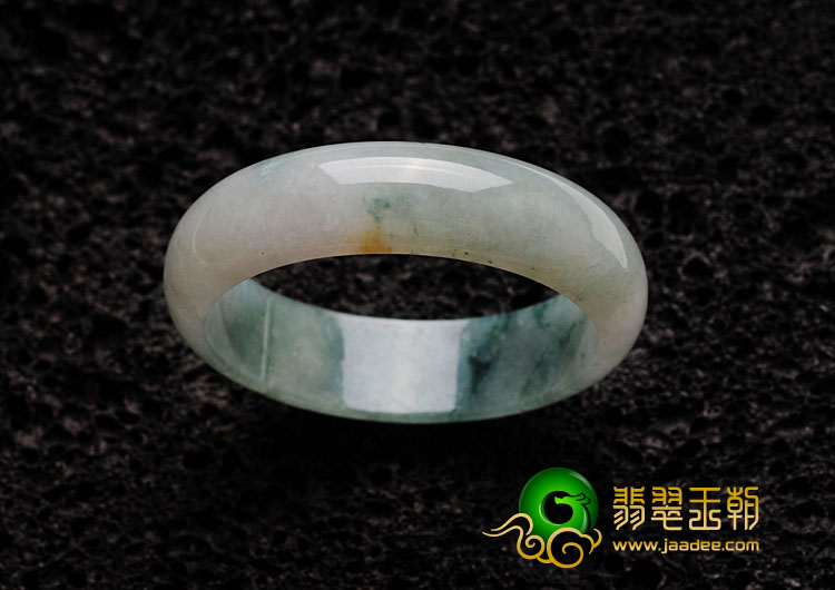 糯冰种飘花缅甸翡翠手镯（58mm）