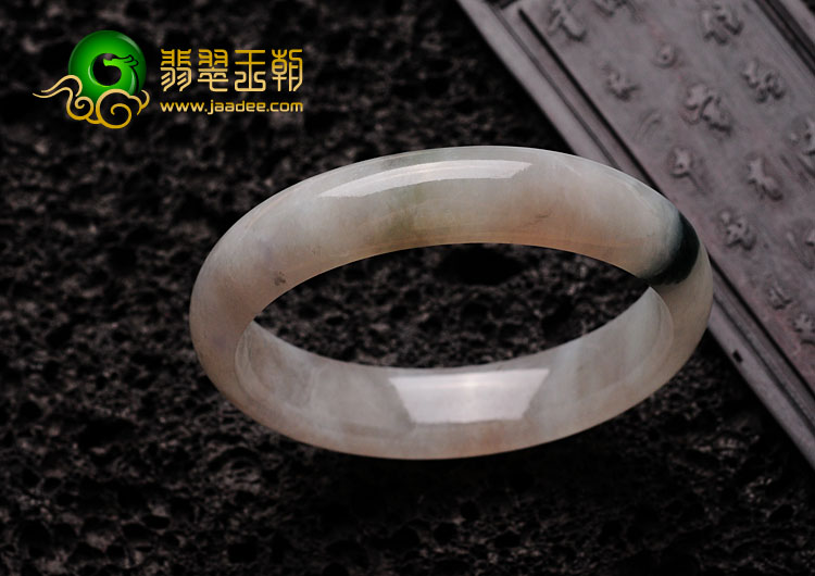 糯冰种淡紫罗兰飘花缅甸翡翠手镯（57.5mm）