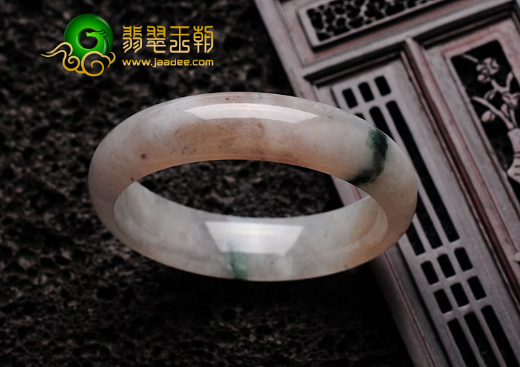 糯冰种淡紫罗兰飘花缅甸翡翠手镯（57.4mm）