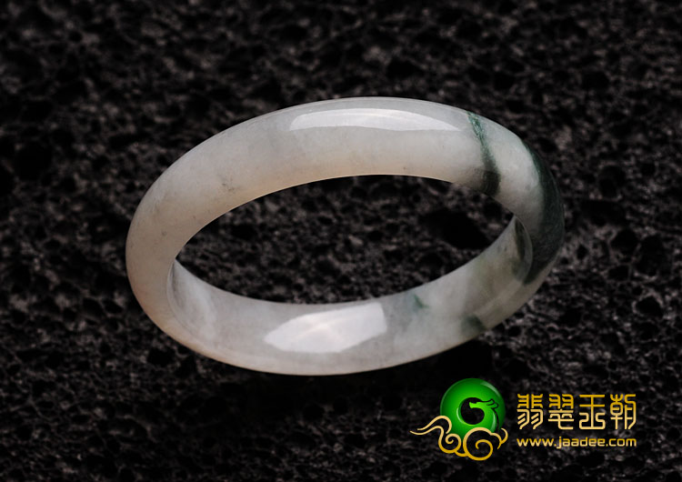 糯冰种淡紫罗兰飘花缅甸翡翠手镯（57.4mm）