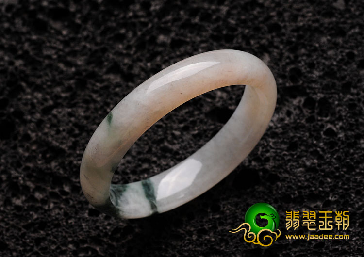 糯冰种淡紫罗兰飘花缅甸翡翠手镯（57.4mm）