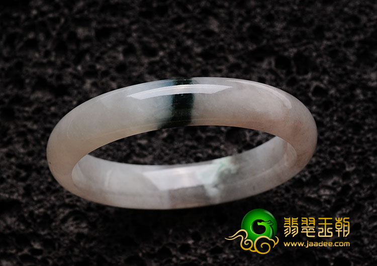 糯冰种淡紫罗兰飘花缅甸翡翠手镯（57.6mm）