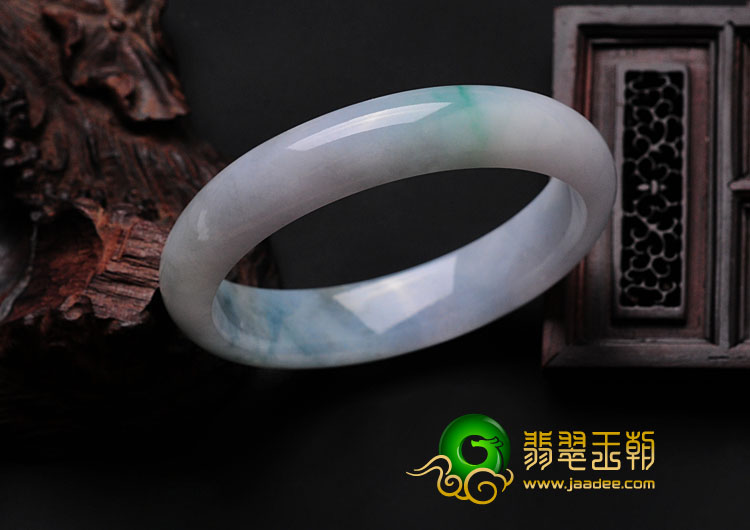 糯冰种淡紫罗兰飘花缅甸翡翠手镯（56.1mm）