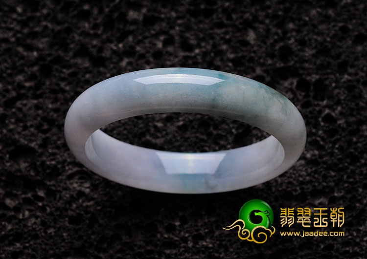 糯冰种淡紫罗兰飘花缅甸翡翠手镯（56.1mm）