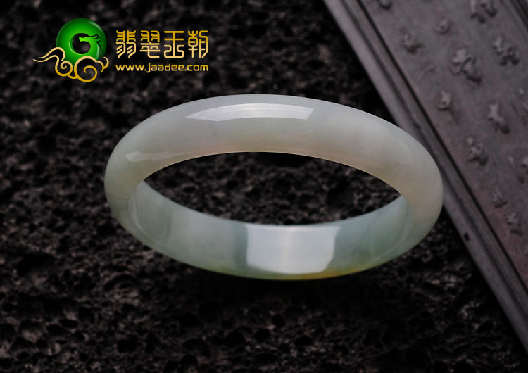 糯冰种晴水黄翡缅甸翡翠手镯（58.3)