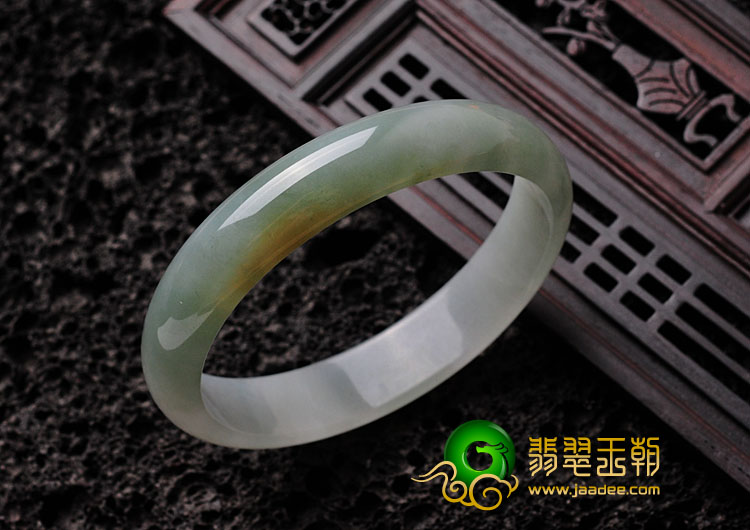 糯冰种晴水黄翡缅甸翡翠手镯（58.3)
