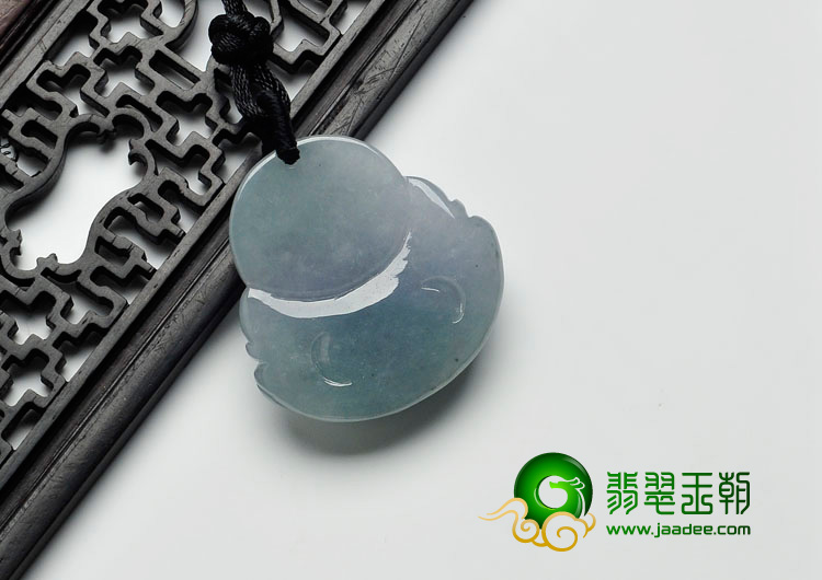 冰种春带彩缅甸翡翠玉佛挂件