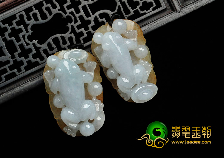 糯冰种黄翡缅甸翡翠青蛙送宝挂件（单价）