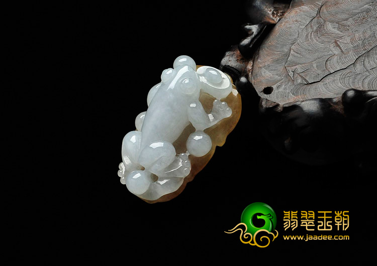 糯冰种黄翡缅甸翡翠青蛙送宝挂件（单价）