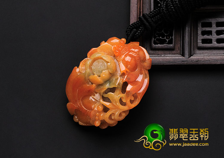 糯冰种红黄翡缅甸翡翠年年有余挂件