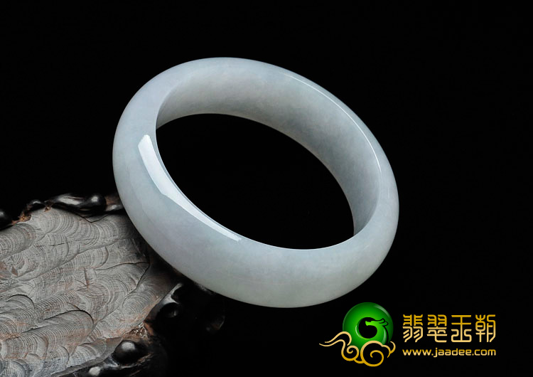 糯冰种晴水缅甸翡翠手镯（58mm）
