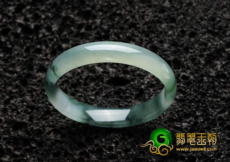 冰玻种飘花缅甸翡翠手镯（57.7mm）