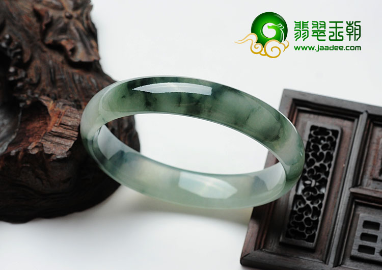 冰玻种飘花缅甸翡翠手镯（57.7mm）