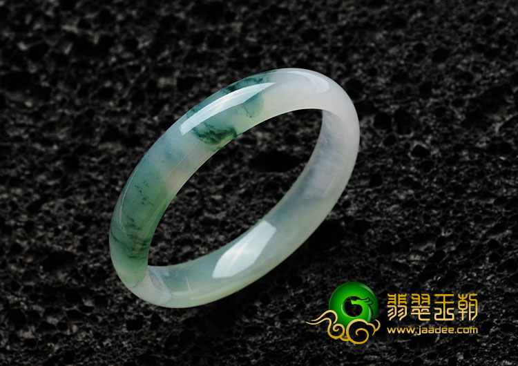 冰种飘花缅甸翡翠手镯（57.7mm）