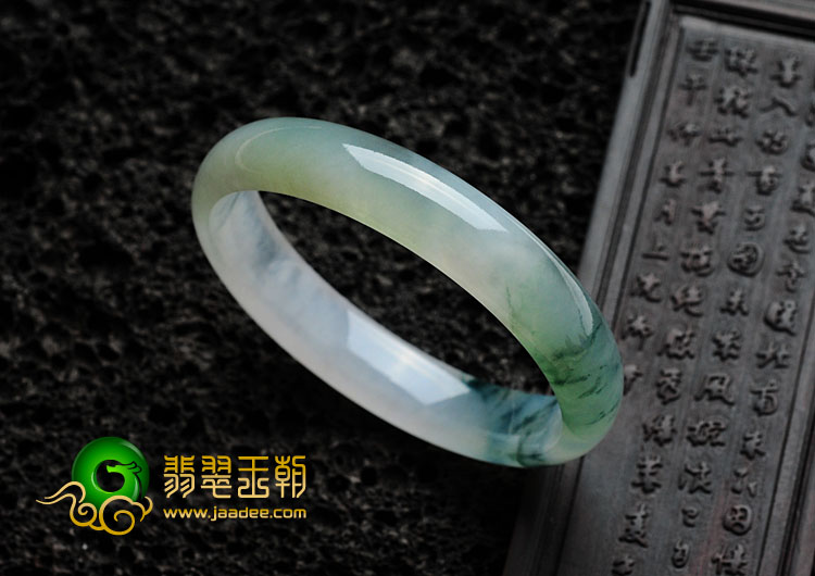 冰种飘花缅甸翡翠手镯（57.7mm）