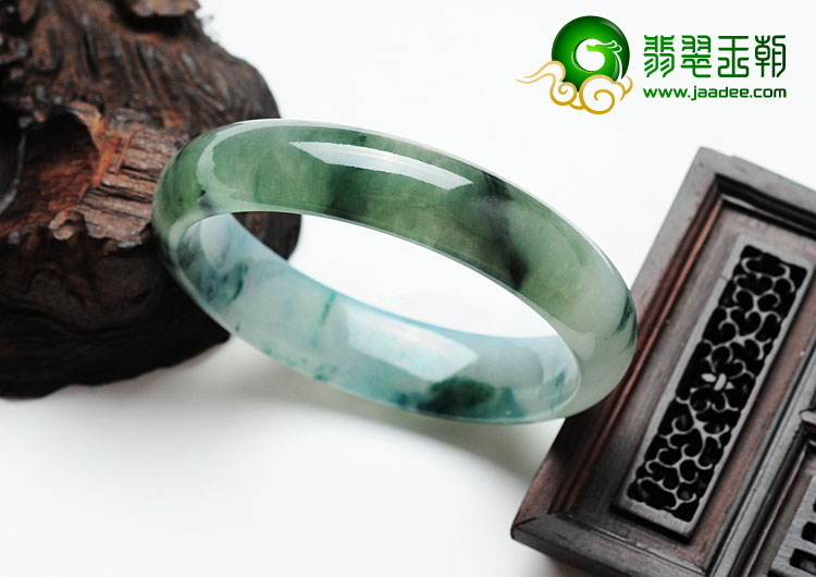 冰种飘花缅甸翡翠手镯（52.8mm）
