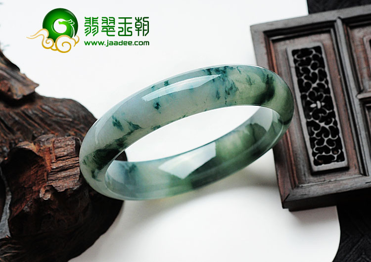 冰种飘花缅甸翡翠手镯（52.8mm）