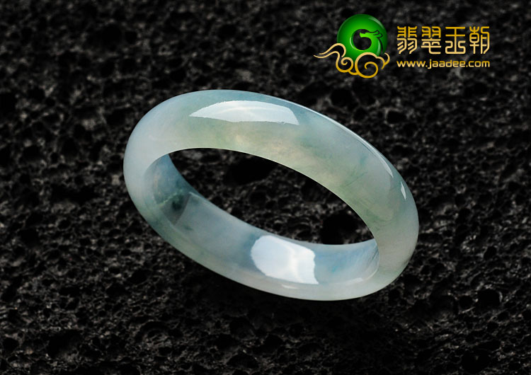 冰玻种飘花缅甸翡翠手镯（52.7mm）