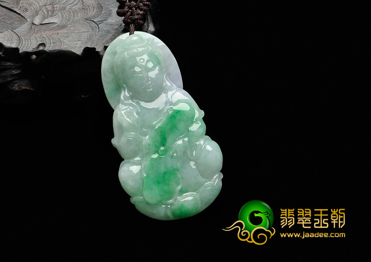 feicui糯冰种翠色缅甸翡翠观音挂件
